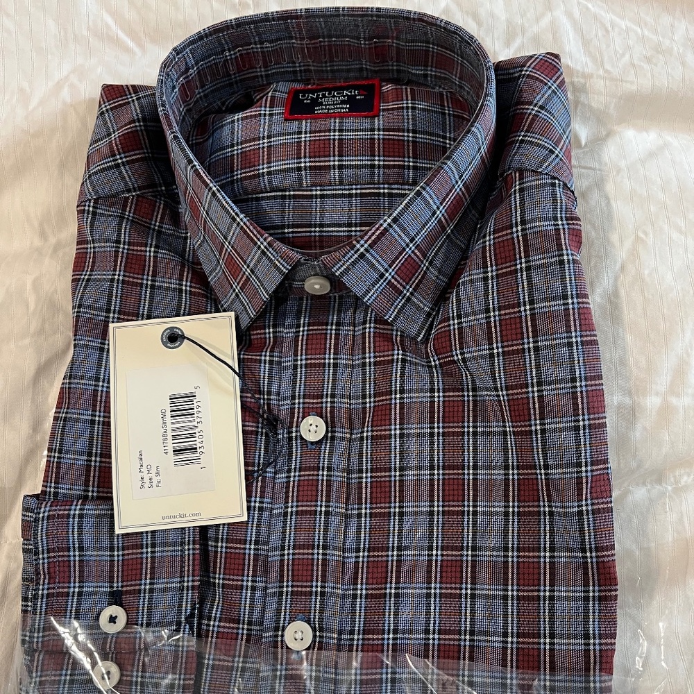NWT - UNTUCKit men's dress shirt size Medium
